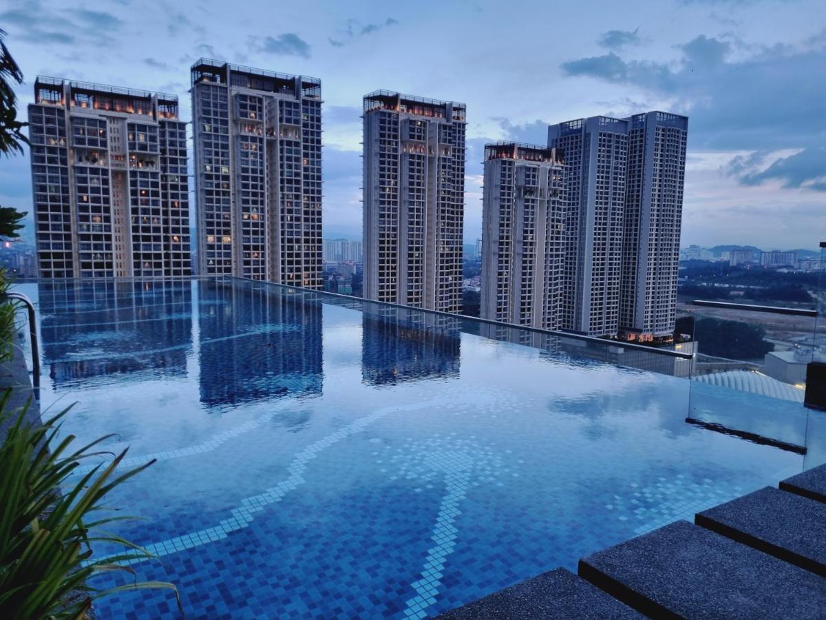 Free Parking Revo Aurora I 2bedroom L 5pax I Pavilion2 Pangsapuri